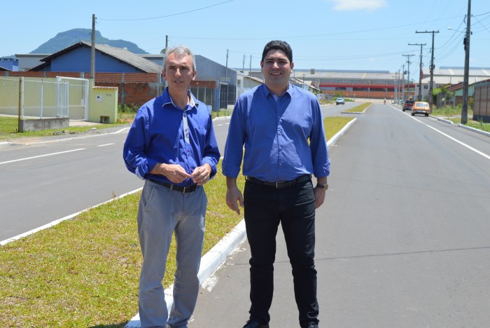 Paulo Butzge recebeu secretrio Estadual de Obras, Saneamento e Habitao