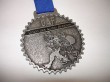 Todos os participantes recebem medalha na chegada