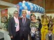 Paulo e Gabriela visitaram expositores. Na foto com o empres�rio Cl�vis Lisboa
