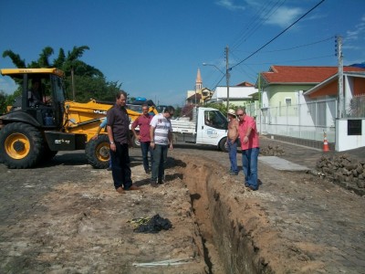 Obras Avenida J�lio de Castilhos em Candel�ria