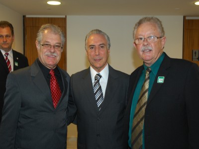 Prefeito Lauro Mainardi cumpre extensa agenda em Bras�lia 