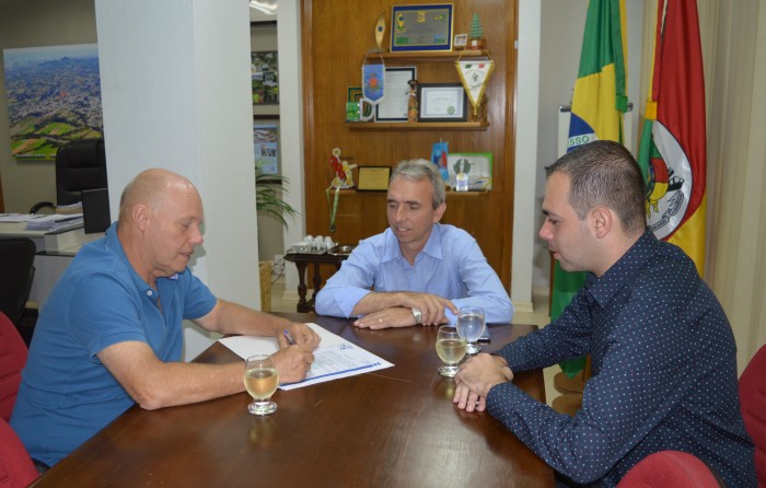 Prefeitura renova concess�o a Inject 