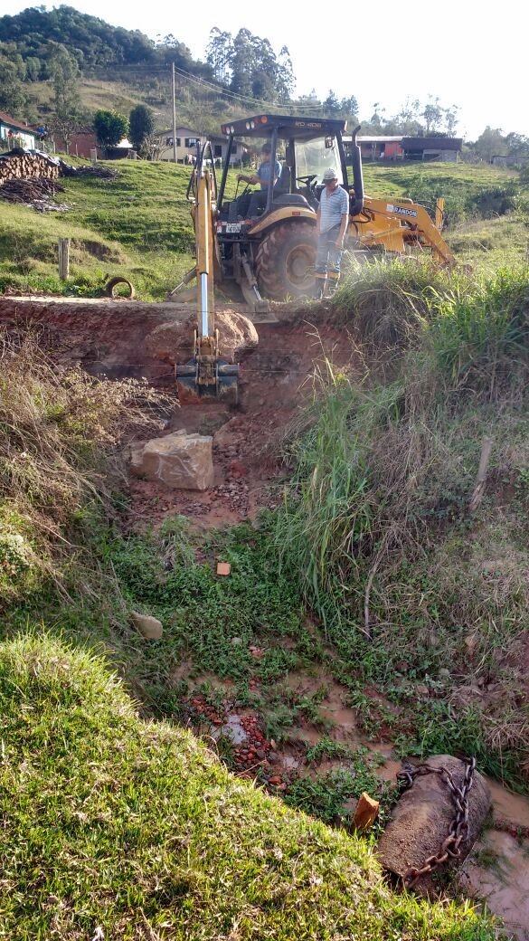 Bom tempo colabora com Secretaria de Obras