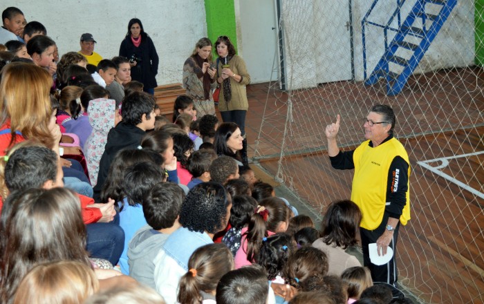 Projeto Escolinha de Trnsito tem incio em Candelria