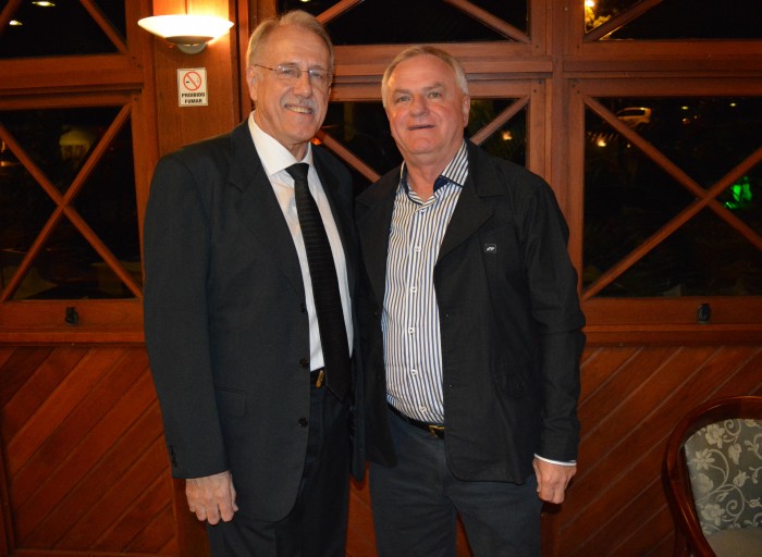 Rui Beise prestigia posse do SindiTabaco