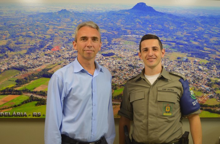 Prefeito Paulo Butzge recebe Comandante da Brigada Militar