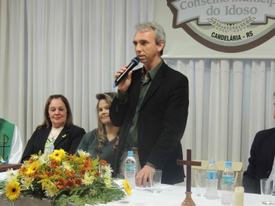 Candel�ria abre 6� Semana do Idoso com intensa participa��o