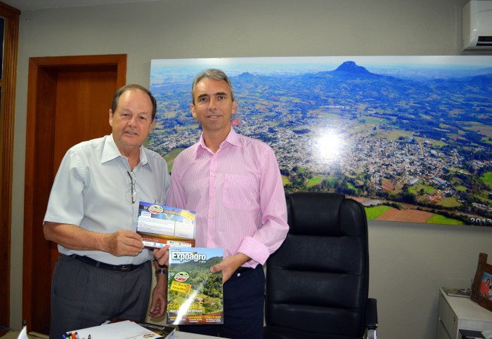Paulo Butzge recebe convite para a 15� Expoagro Afubra