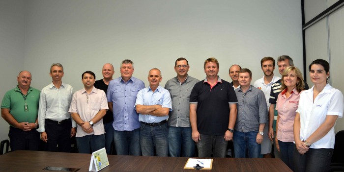 Paulo Butzge prestigia nova diretoria da ACIC