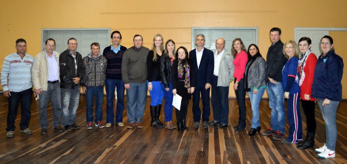 Prefeito de Candel�ria d� posse a Conselho de Alimenta��o Escolar - CAE