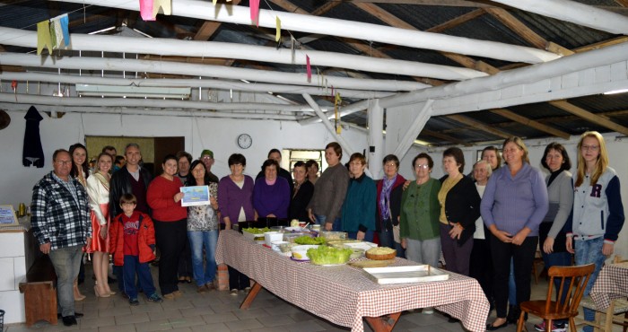 Tempo n�o colaborou mas anima��o foi grande no Dia do Vizinho