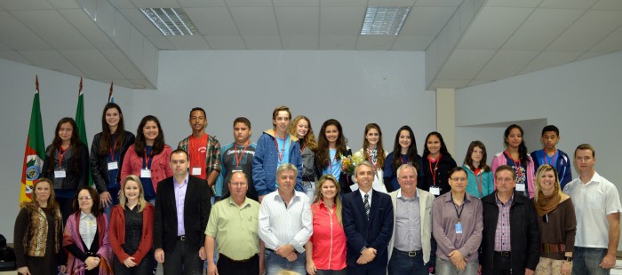 Prefeito por um dia � Alunos passaram o dia no Executivo Municipal