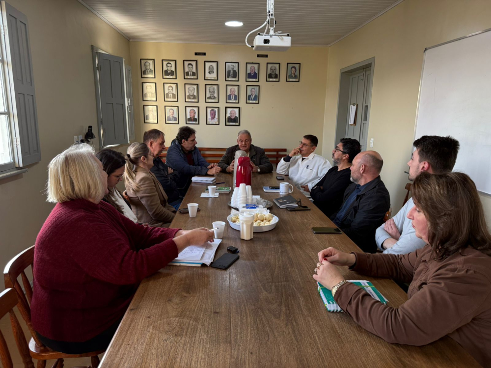 Reunio entre prefeitura e hospital busca solues para qualidade dos atendimentos