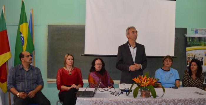 Prefeito Paulo Butzge prestigia Projeto Verde � Vida