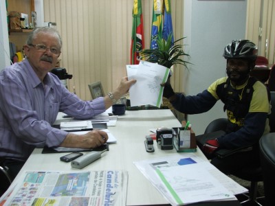 Visita �Neguinho do Pedal�