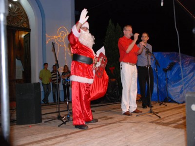 Abertura do Natal das Candeias com cavalgada das luzes e show