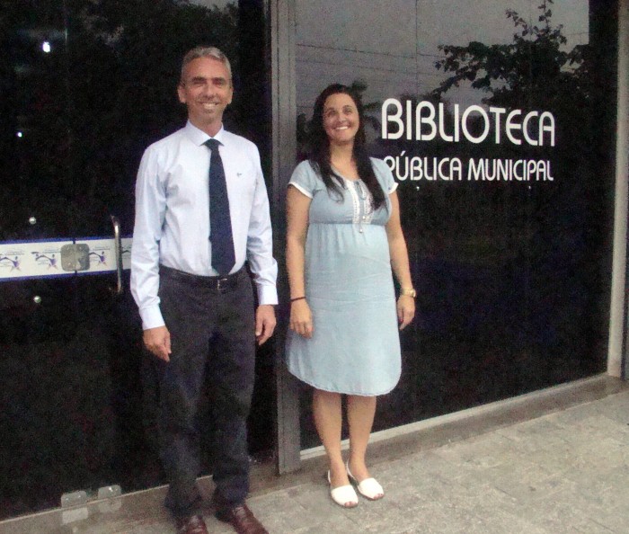 Biblioteca tem novo endere�o