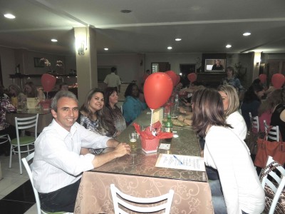 �Professor � o come�o de tudo�, afirmou Paulo Butzge em comemora��o.