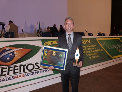 Paulo recebe pr�mio ANPV em Bras�lia