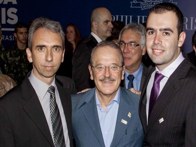 Prefeito Paulo e Secret�rio Jorge Willian presentes na Philip Morris 