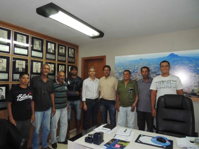 Paulo Butzge recebe comitiva do Clube Brasil para falar do Carnaval