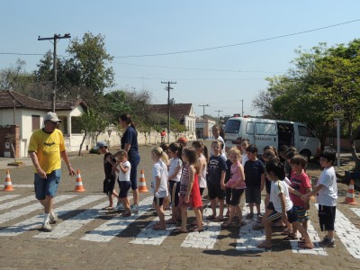 Candel�ria est� ampliando a sinaliza��o vi�ria em �reas especiais