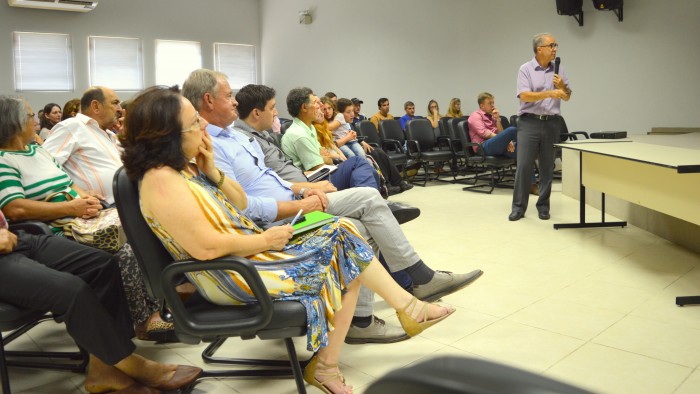 D�lia realiza Assembleia Regional no Clube Rio Branco em Candel�ria