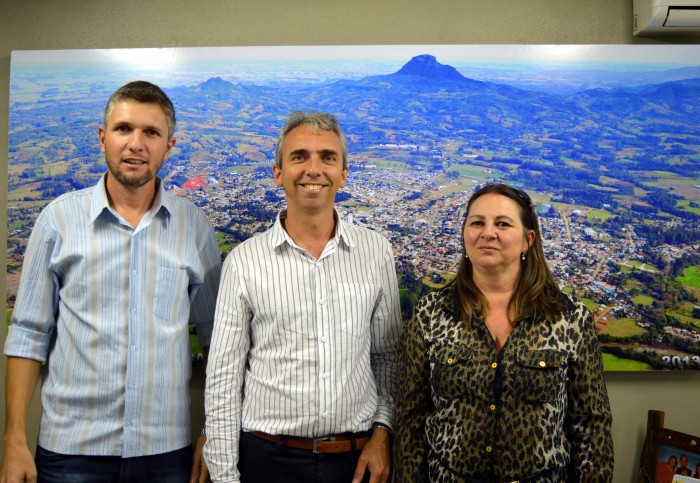 Novo gerente da Corsan garante parcerias com a Prefeitura de Candel�ria