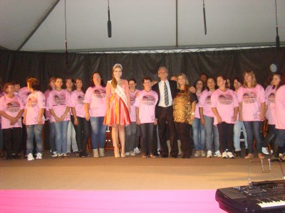 4� Chococande teve abertura na sexta-feira com show C�nico Musical