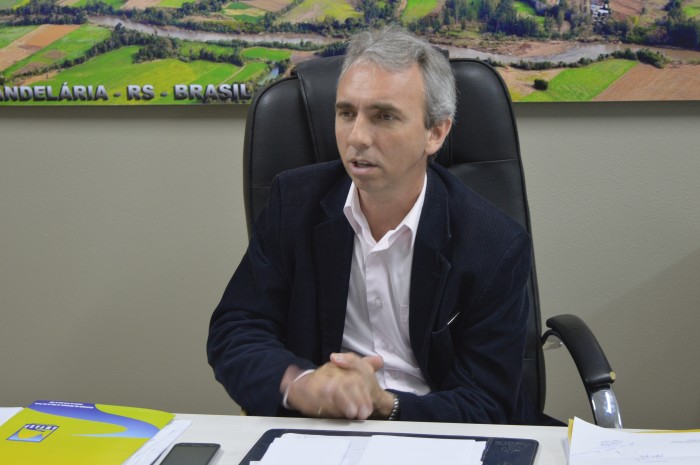 Prefeitos da regi�o discutem a��es em dia de paralisa��o