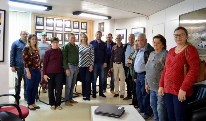 Moradores da Rebentona pedem rede de �gua