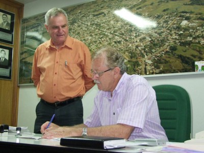 Rui Beise assume por 15 dias e secretrios voltam em janeiro