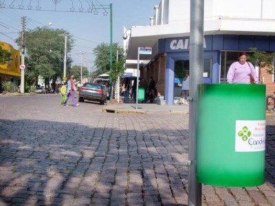 Cidade ganha novas lixeiras