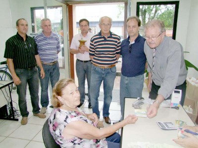 J est em andamento a nova campanha de arrecadao