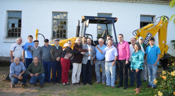 Retro de emenda parlamentar retorna para parque de maquinas