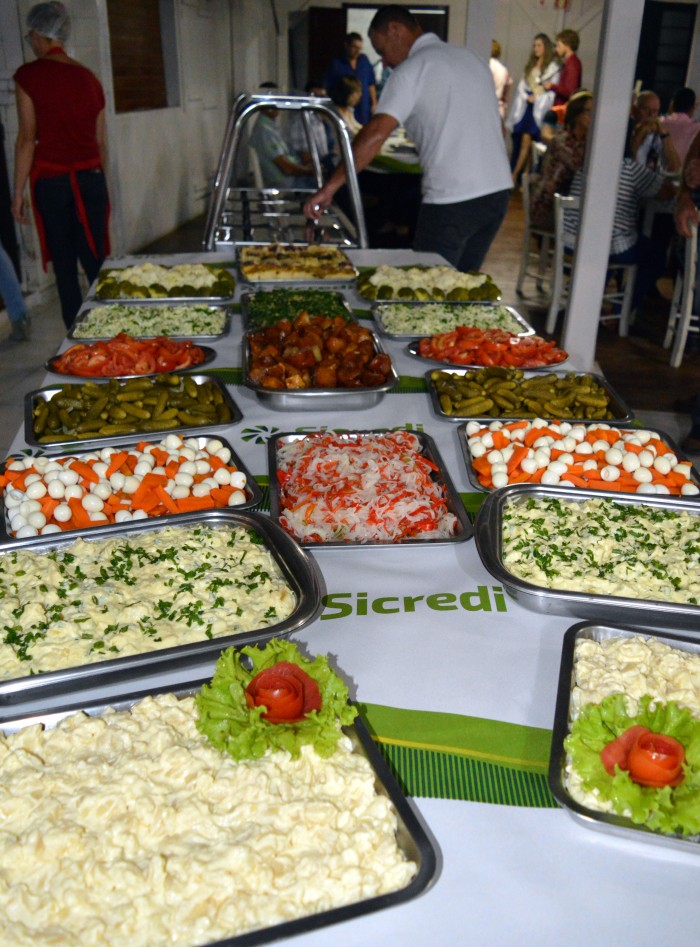 S�bado � dia  do 7� Festival Essen und Tanzen em Candel�ria