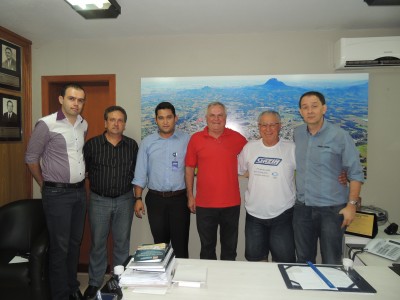 M�rio Gazin visita prefeitura de Candel�ria. 