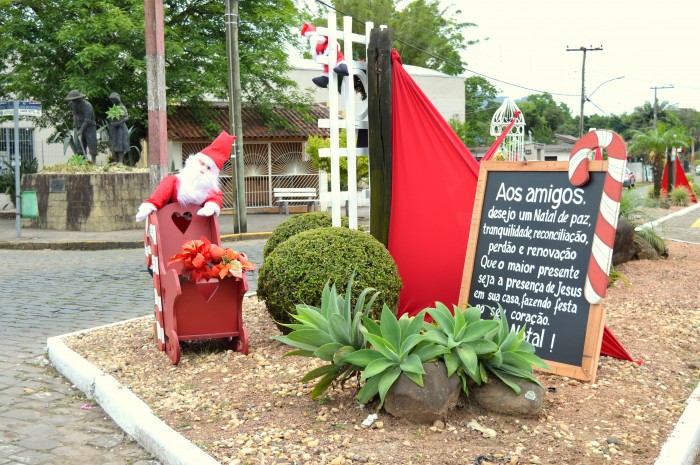Decorao de Natal comea a ganhar as ruas