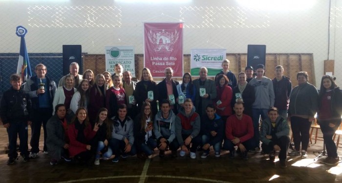 Gabinete da Primeira Dama recebe donativos de jovens rurais