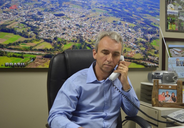 Chuvas voltam a causar transtornos em Candel�ria