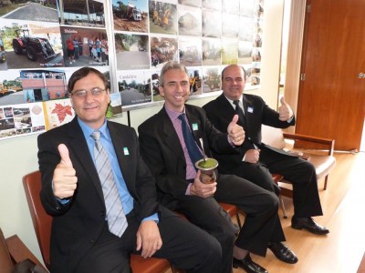 Prefeito vai a Bras�lia em busca de Universidade