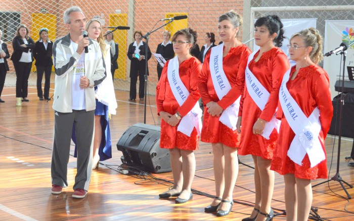 Dia do Trabalho e dia da Mulher Rural lotam Parque de Eventos