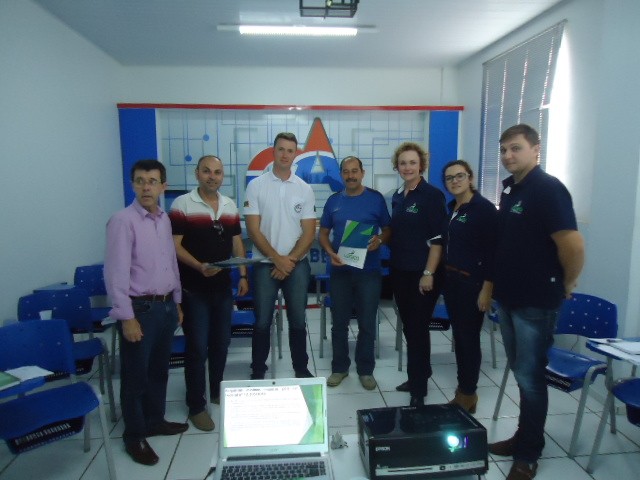 CISVALE foca na Pol�tica Nacional de Res�duos S�lidos