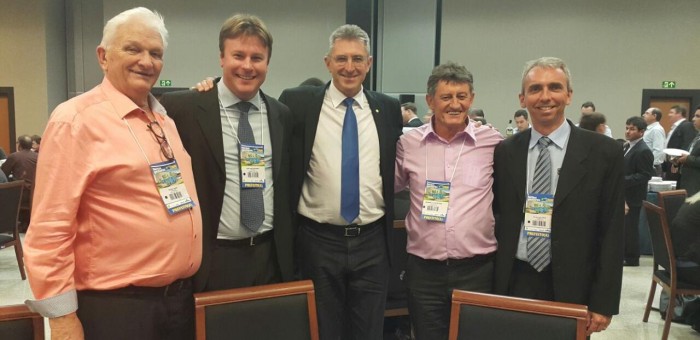 Paulo Butzge retorna de Bras�lia